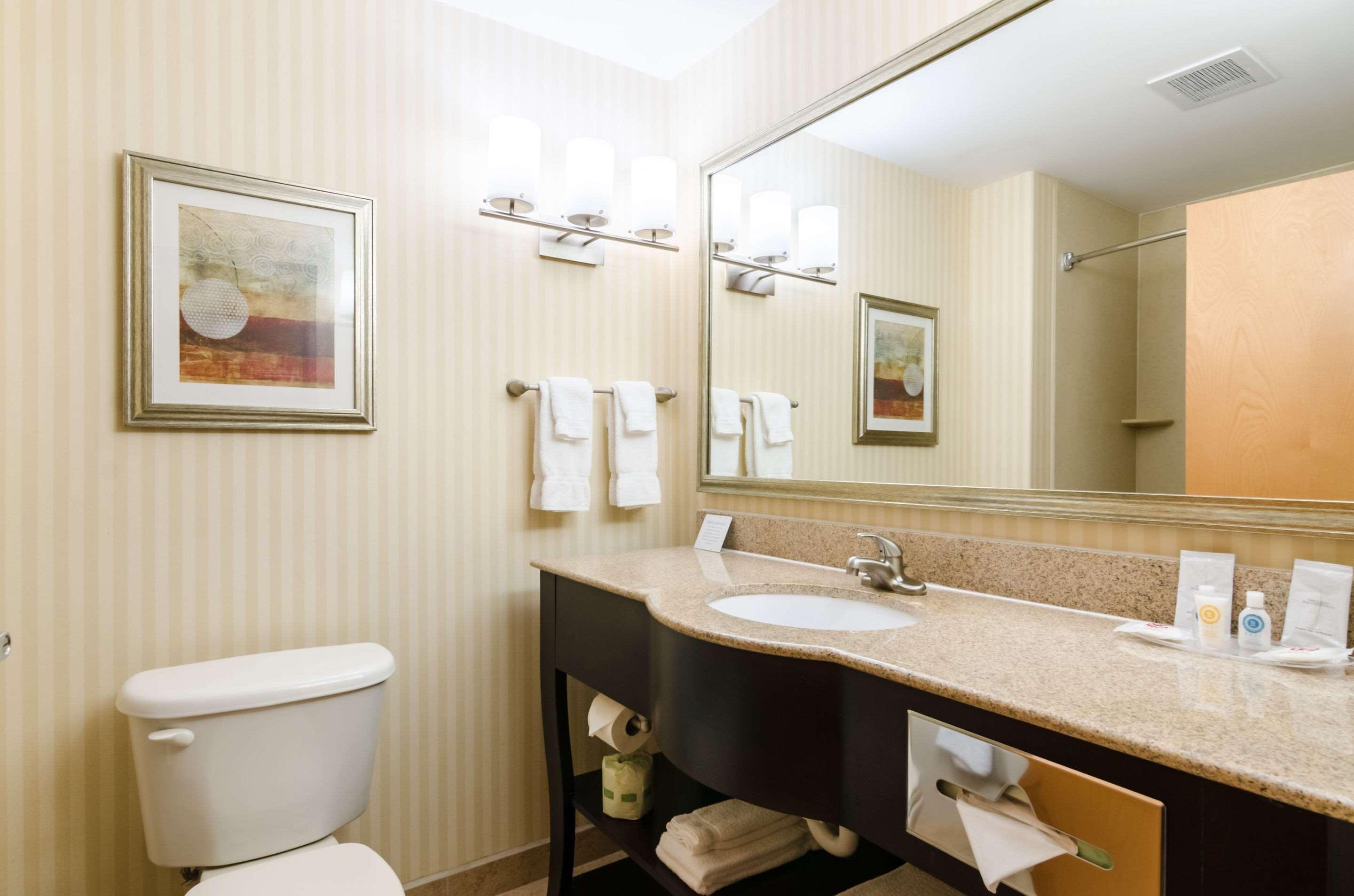 Comfort Suites Salina South Kültér fotó
